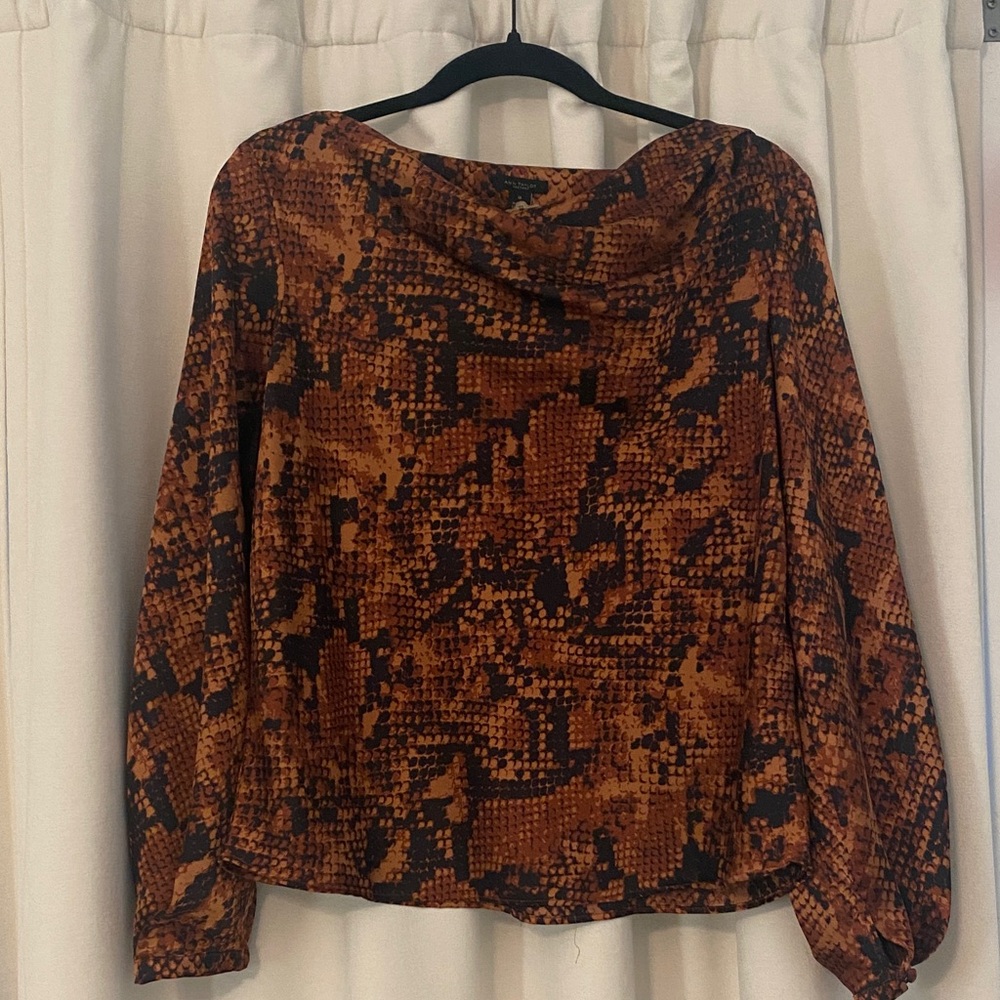 Ann Taylor Factory Brown and Black Blouse M